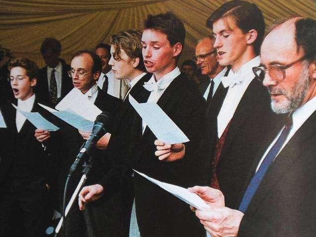 演不好戏就得回家继承千亿财产!《神奇动物》