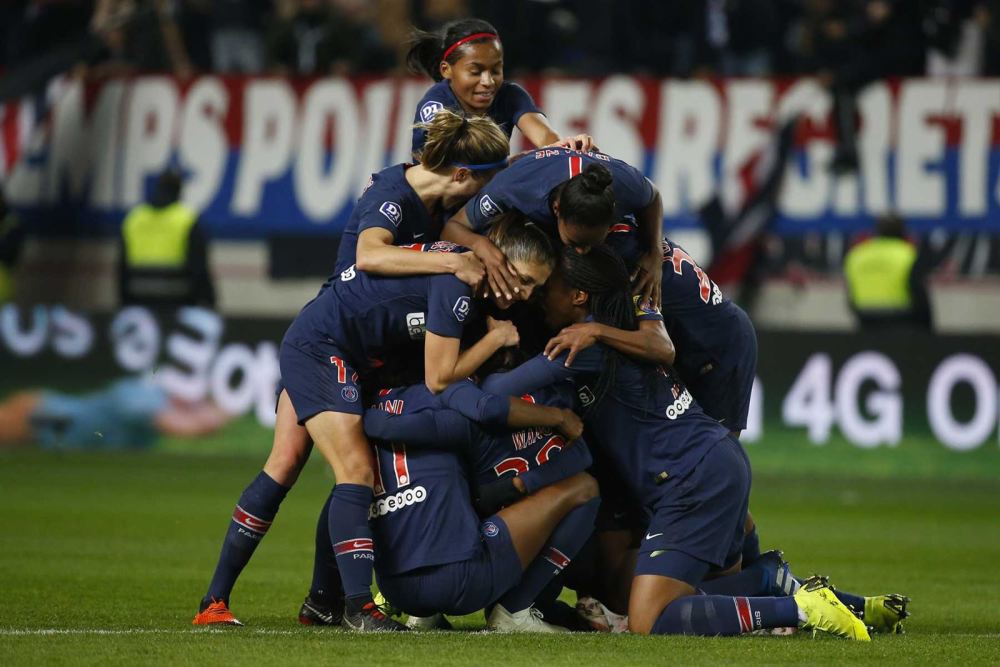 王霜榜首战进球获法国黄金时段转播 现场8700