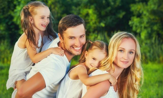 养育女儿时,宝妈若教会孩子这几件事,长大后可能感激你!