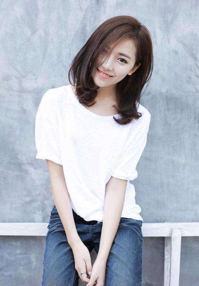 出道五年败给姓氏她被称字母小姐姓氏难倒大多人