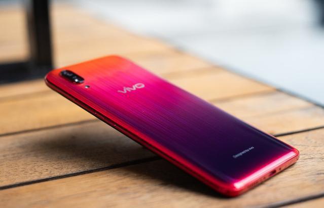 炫丽外观时尚个性,vivo x23炫彩版再次引领时尚潮流!