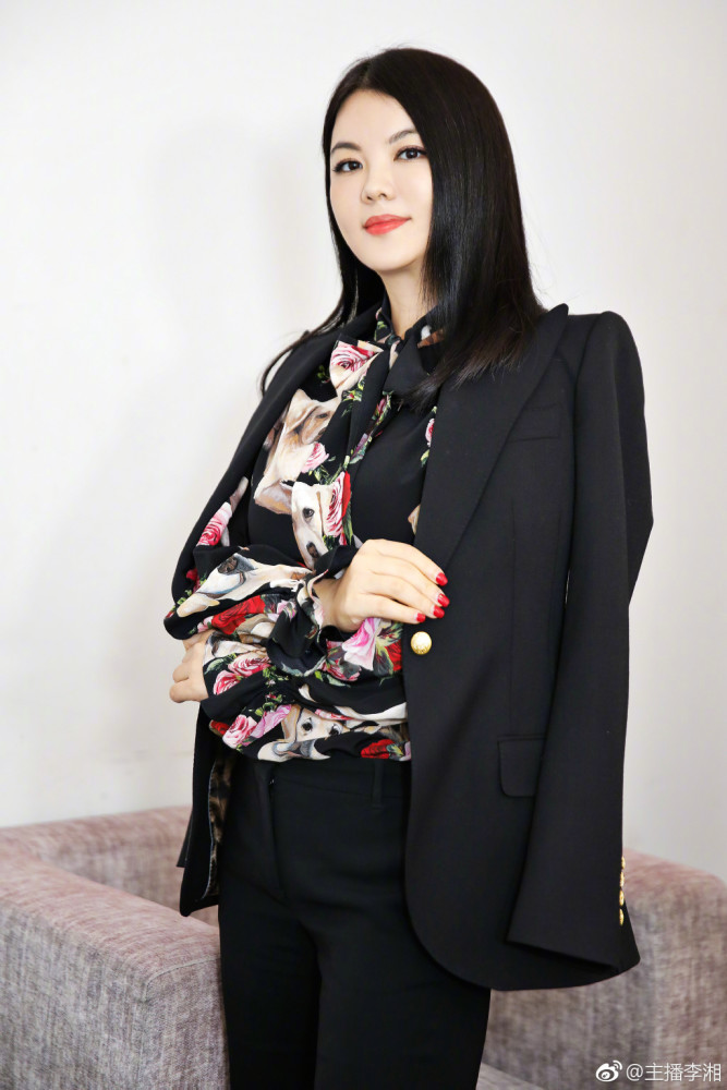 破产后李湘离开了他，现身家30亿首谈李湘，13字回应令人心寒（组图） - 1