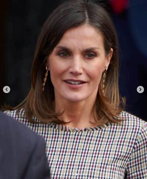 跟着欧洲第一夫人们的配色方案买外套:又被西