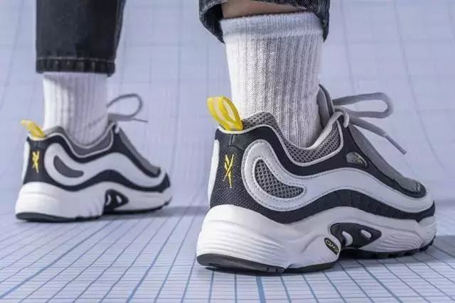 kanye reebok dmx