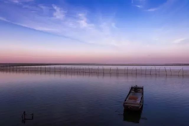 高邮湖,位于国家历史文化名城江苏省高邮市,是全国第六大淡水湖,江苏