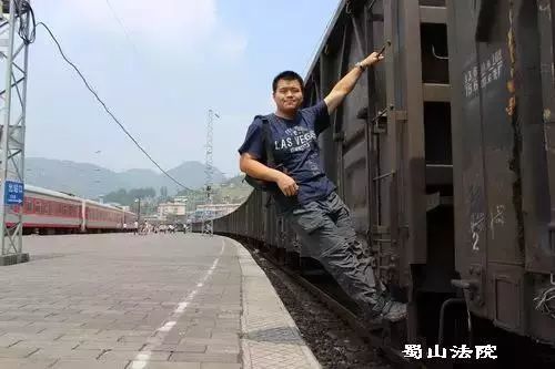 霸气判决书爆红网络 华政硕士生导师:写判决融