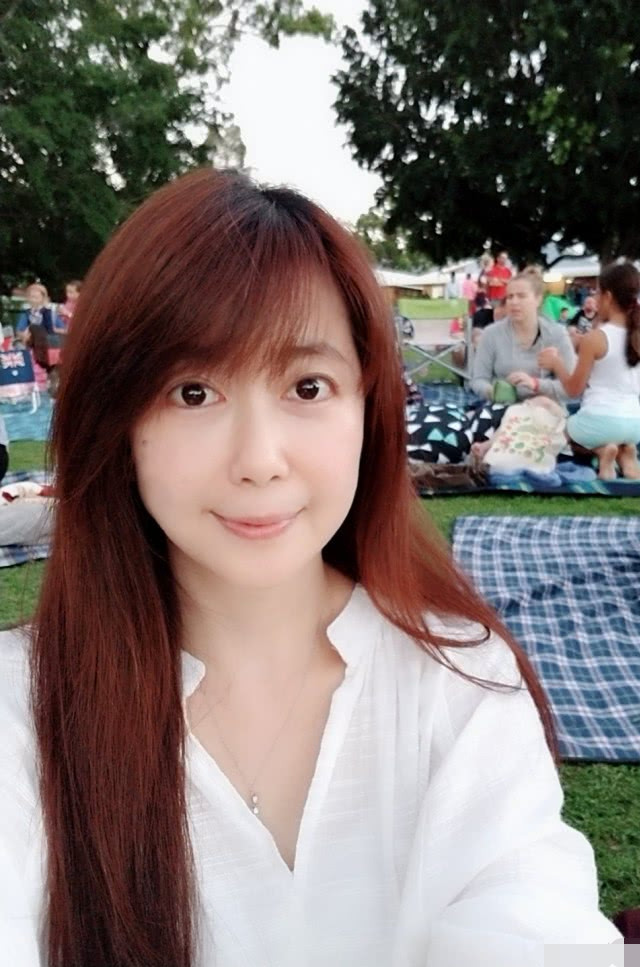 孟庭苇对出柜一事回应:这是艺人的家务事,请不要伤到小孩