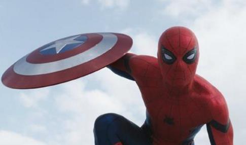 漫威英雄的登场姿势,蜘蛛侠最惊艳,跟她比,雷神都"弱爆了"!