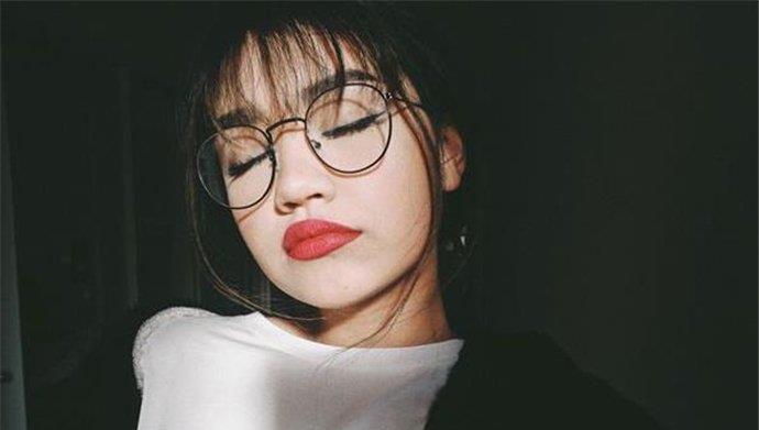 《中国有嘻哈》实力非凡的cat雨馨,和艾福杰尼是什么关系呢?