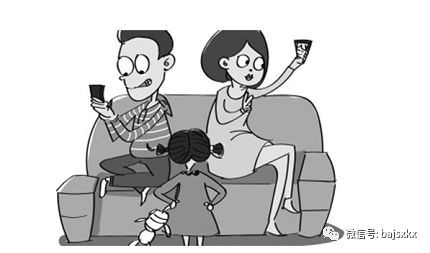 孩子写作业,父母禁止玩手机,这样的协议你愿意