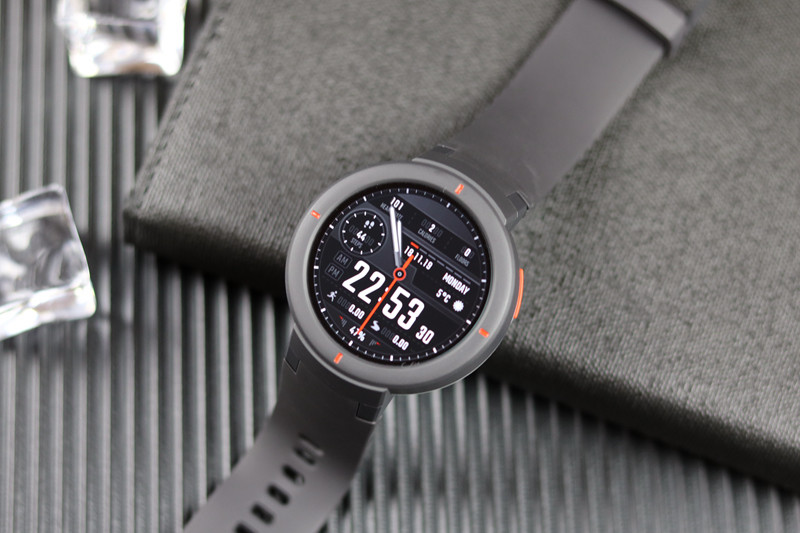 小米生态链amazfit智能手表,功能强大可玩性较高