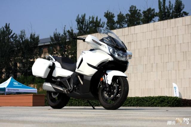 国宾车的味道试驾春风摩托650trg