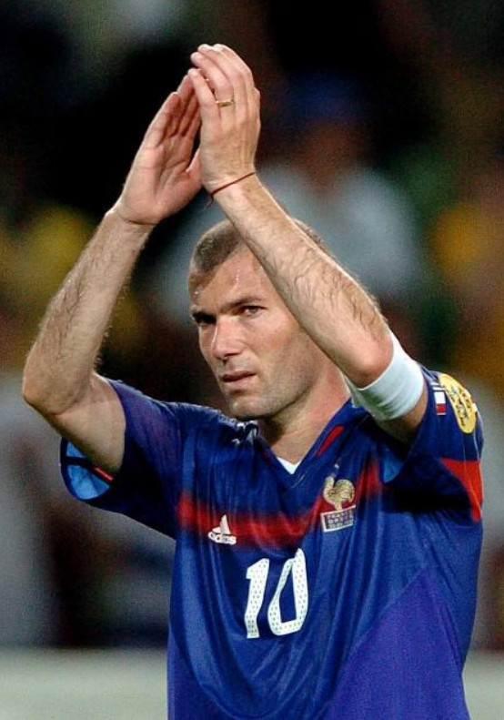 足坛十大巨星现役仅梅西一人