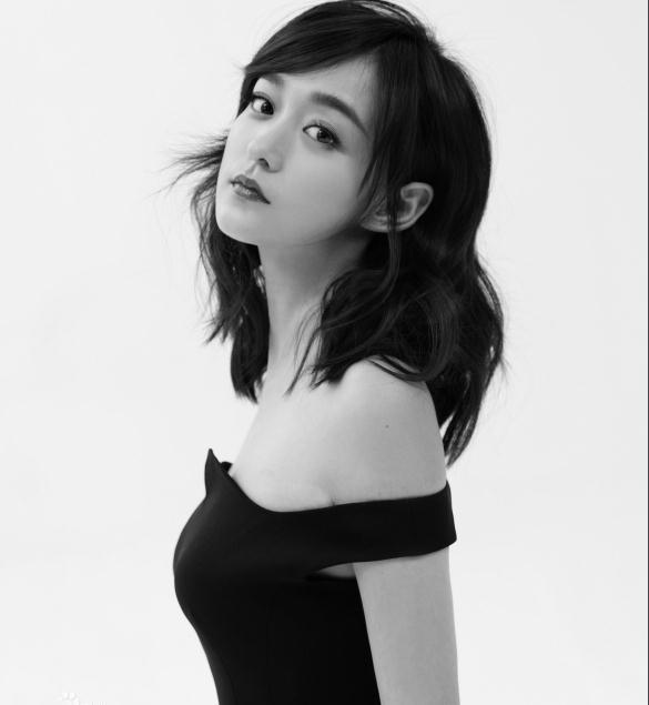 何泓姗——《辛亥革命》六姨太叶蓁