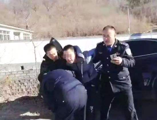 驾车逆行撞死学生嫌犯当天被抓获
