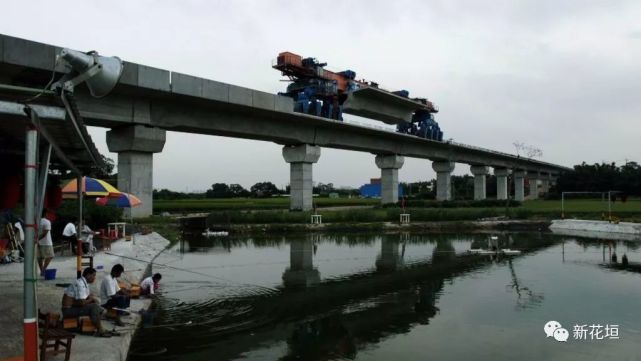 花垣人享福了以后乘高铁去重庆和长沙只要1个多小时了