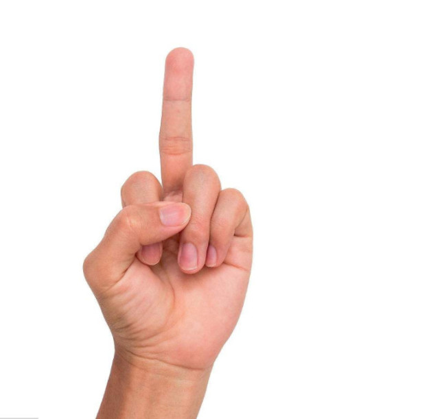 肝脏好不好,"竖中指"测一测!2大迹象一有,肝癌"一触即发"