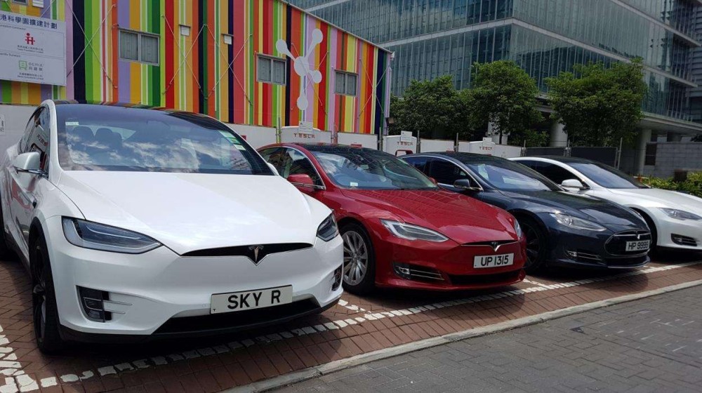 美国航母停靠香港,周边汽车电子系统失灵,日系