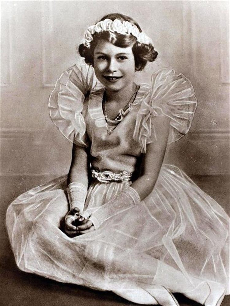 图揭英国王室并不多见的7张萌娃照,很多都是珍藏版