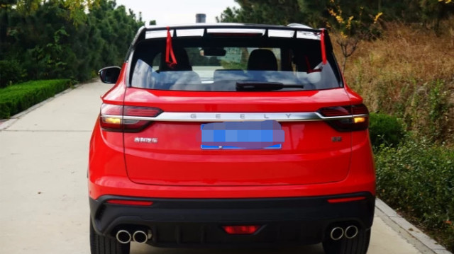 花13万提吉利缤越,看到油耗表现后,车主:让人诧