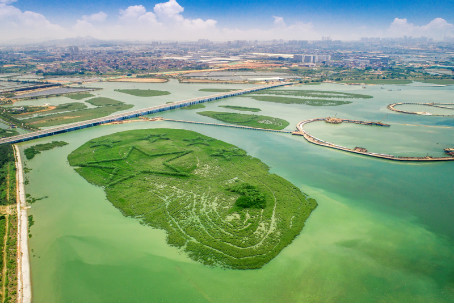 环东海域之上,勾勒出每一寸你曾想象的生活