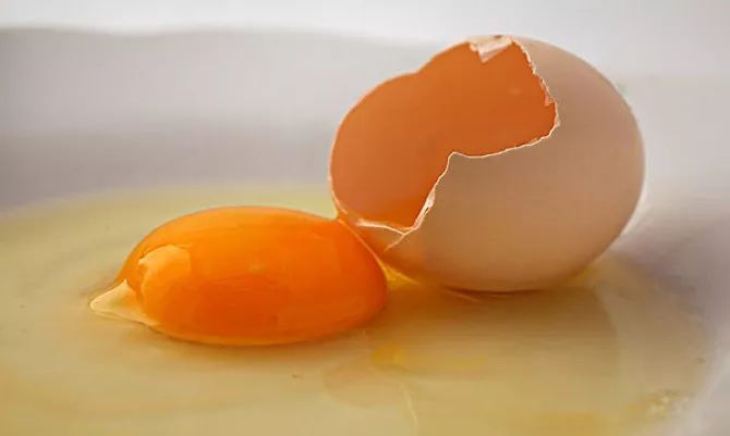 多吃鸡蛋,多吃鱼这几个技巧,让你的宝宝健康又