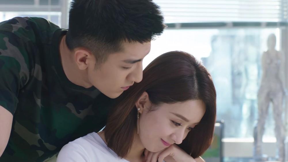 《倾城时光》林浅被富二代追求,厉致诚吃醋