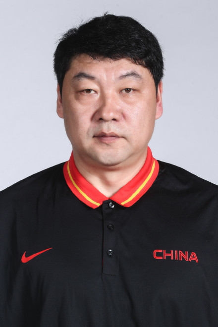 揭秘中国男篮13人教练团队1人曾上非诚勿扰2位名校学霸