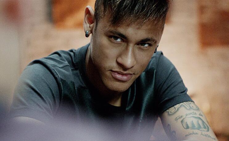 内马尔在30岁以下名人排行榜列第3