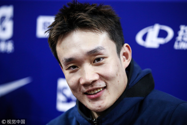 小丁养伤期间读《科比自传》 曼巴精神助他变