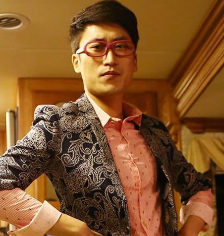 深入人心,又土又丑,但其实戏外赵玉田的扮演者吴云飞和剧中完全不同