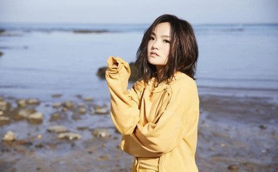 徐佳莹3个月后晒出了结婚照,穿着婚纱一脸甜蜜请一定要幸福啊!