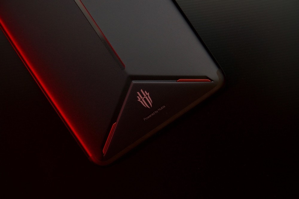 跑分超99%用户电竞战神归来 红魔Mars电竞手