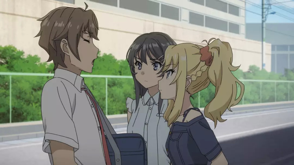 兔女郎学姐:麻衣学姐的妹妹"丰滨和花"上线,两人却互换了身体