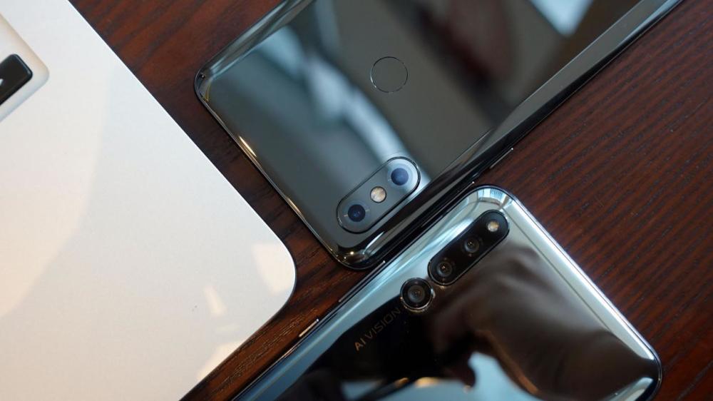 苹果与小米MIX3所不能!荣耀Magic2超广角拍照