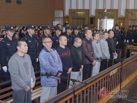 昆明市人民检察院指控,2010年至2016年6月期间,被告人周权先后纠集