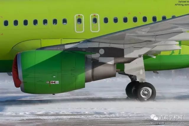 起落架|形形色色的飞机起落架，一个能承受上百吨起降冲击力量的结构