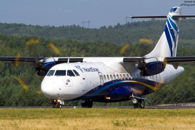 起落架|形形色色的飞机起落架，一个能承受上百吨起降冲击力量的结构