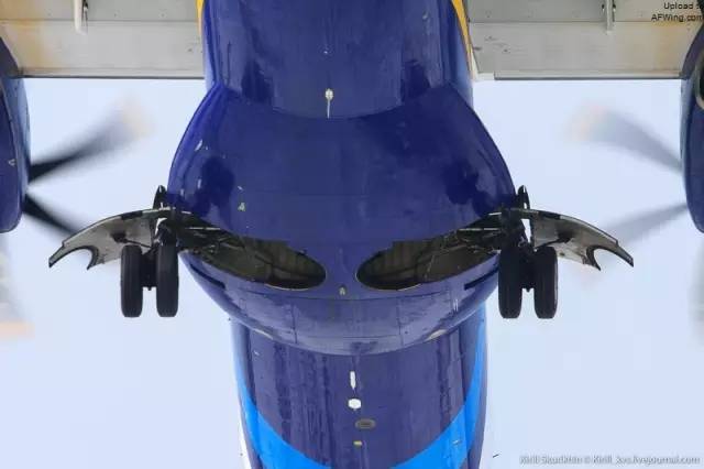 起落架|形形色色的飞机起落架，一个能承受上百吨起降冲击力量的结构