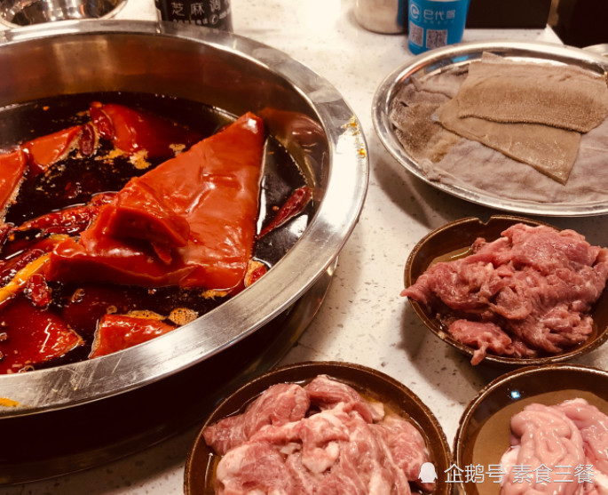 别人吃火锅没事,为啥你吃完就容易闹肚子?看看