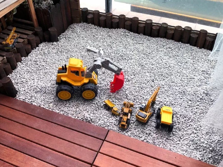 家里装修,老婆坚持阳台不贴瓷砖这样做,师傅却