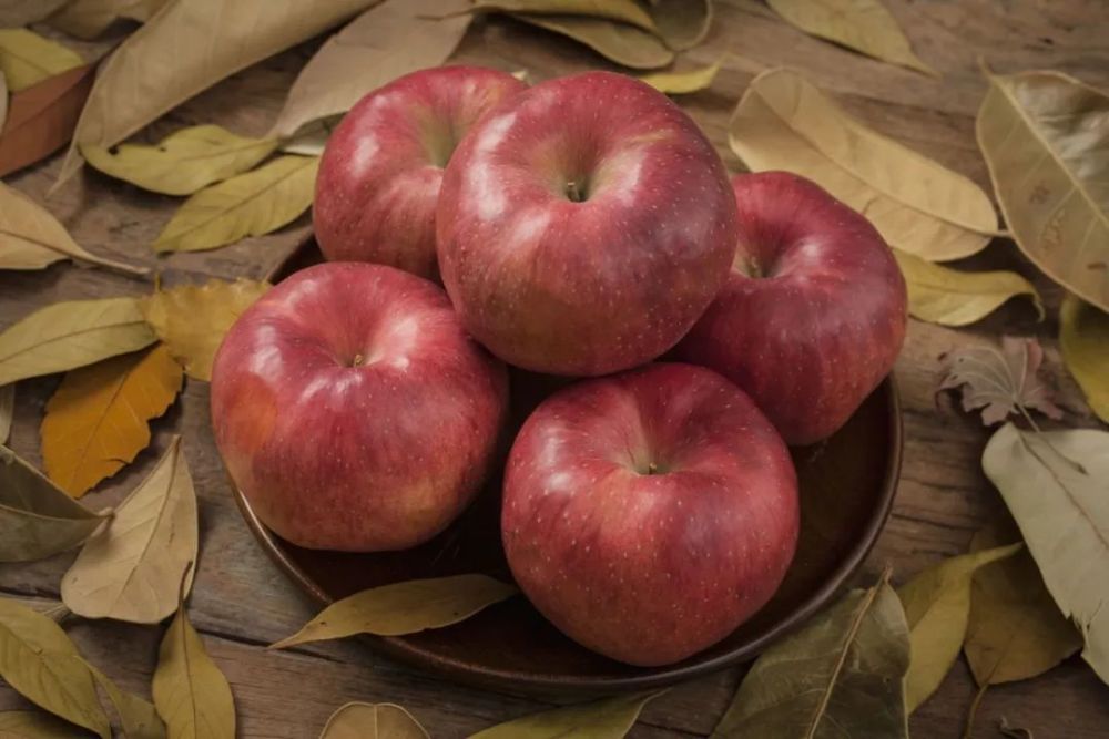 苹果空腹不能吃?晚上不能吃?冒血珠不能吃?