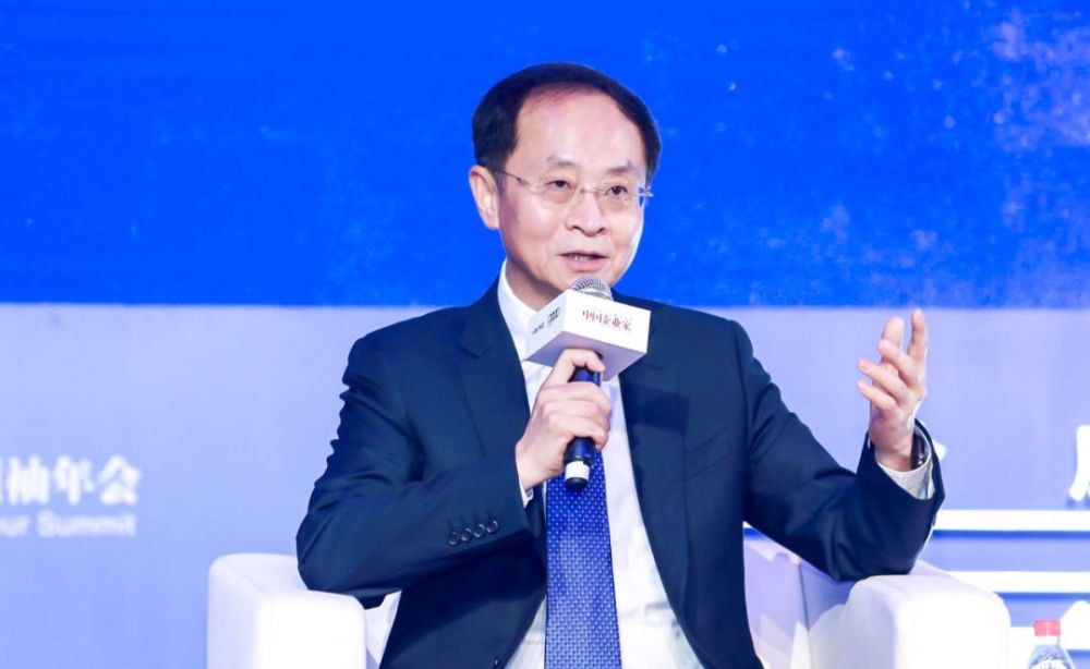 物美集团创始人,董事长张文中