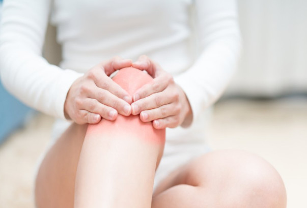 炎反复难治愈?日常做到这3点,消散关节积液,肿