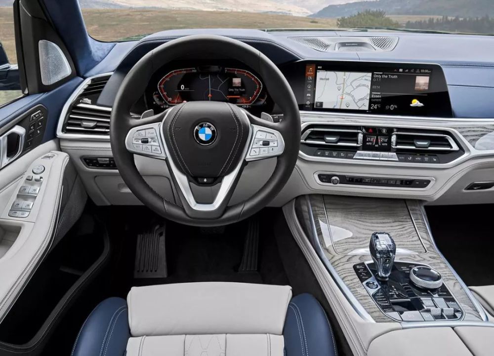 不止全尺寸,创新BMW X7诠释性能+智能豪华