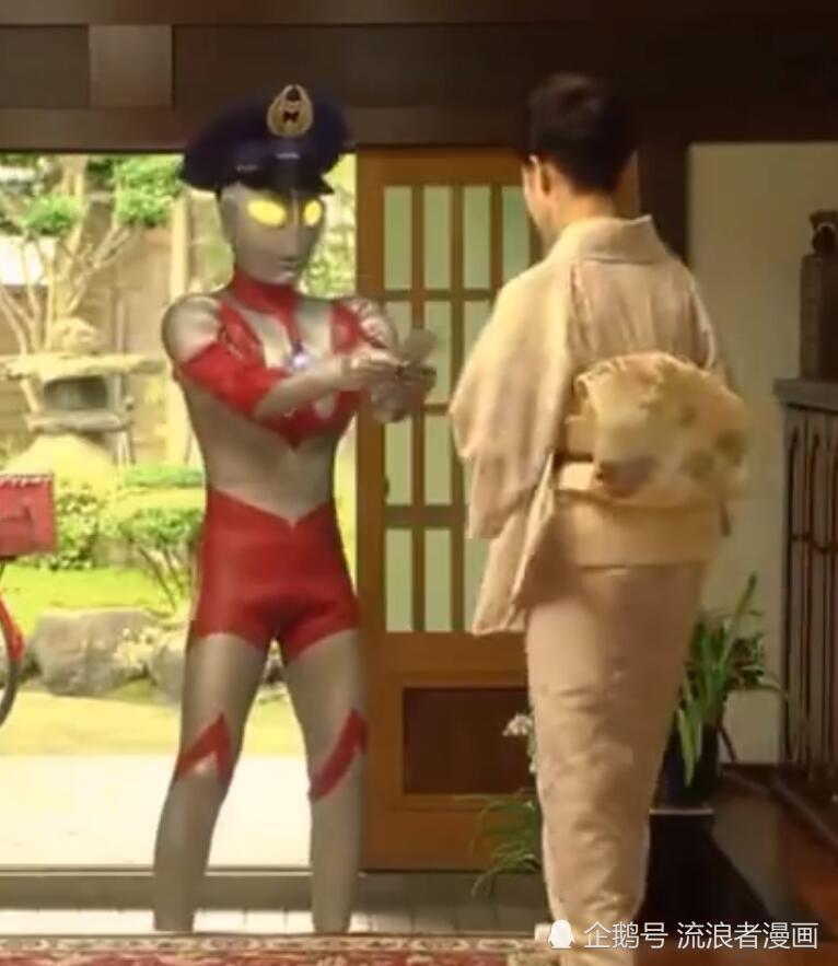 初代奥特曼退休送快递,还是顺丰专属,平平淡淡才是真?