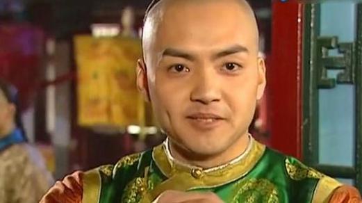 还珠格格萧剑晴儿初次见面就埋下了伏笔2人眼神也充满爱意