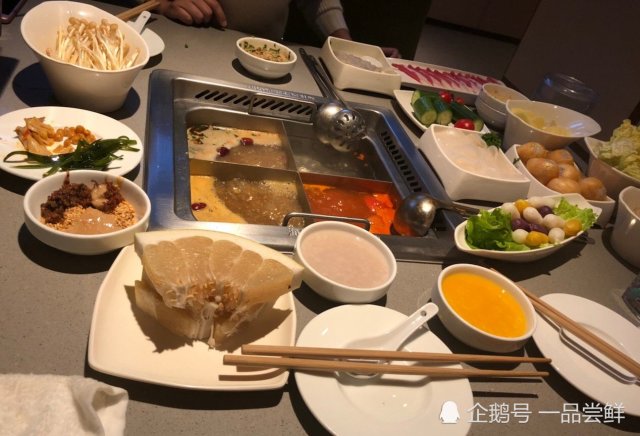 海底捞又突破自我下限,叠星星的操作引顾客不满,网友:难为人!