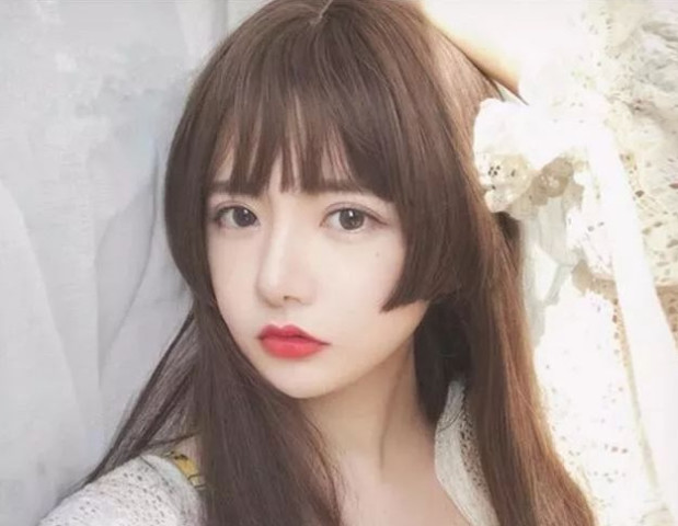 女生脸大不上镜？剪个网红发型公主切，换张二次元美少女漫画脸！
