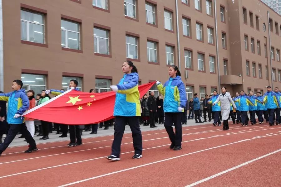 弘扬法治精神 规范生命行为 吉林五中升旗仪式